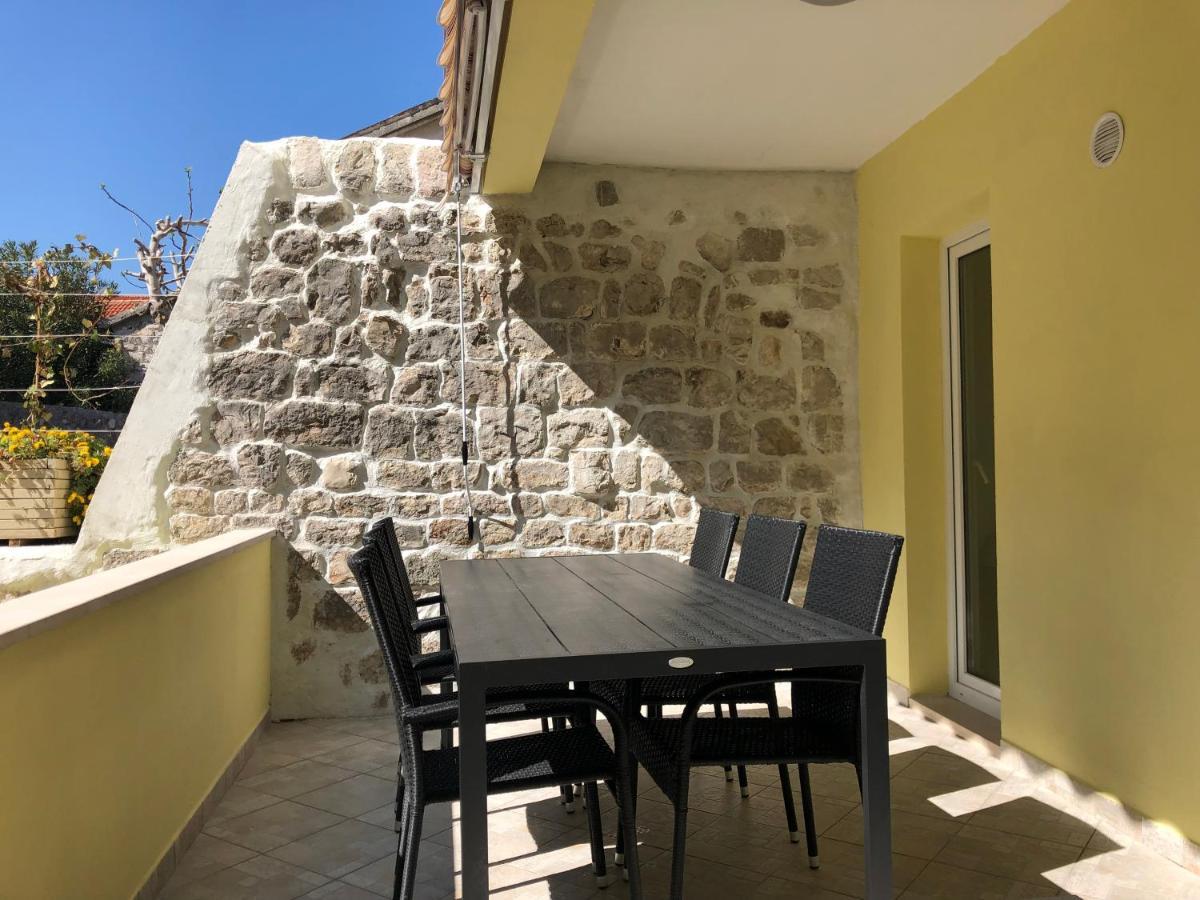 Apartments Ivana Rab راب المظهر الخارجي الصورة